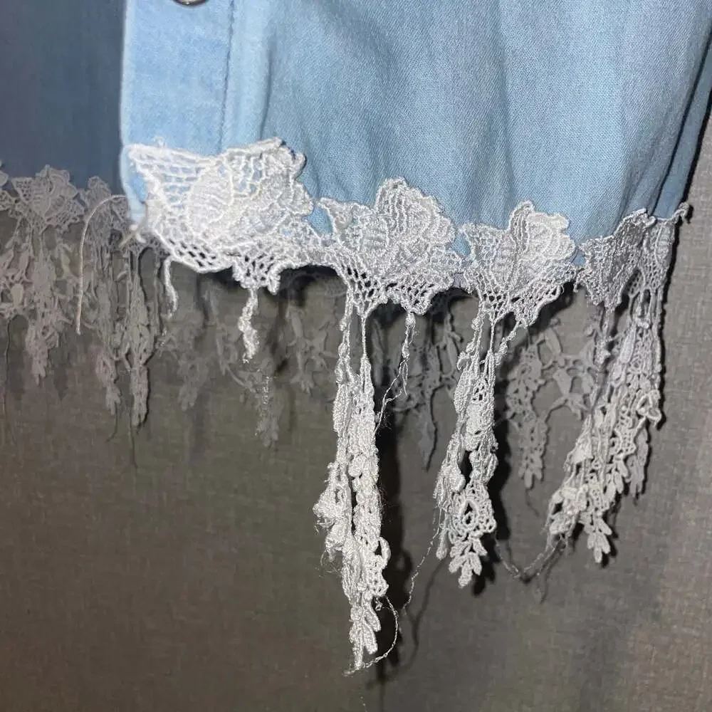 Vintage LOGOCLUB Light Wash Denim Floral Lace Button-Up Blouse Top - Picture 4 of 6